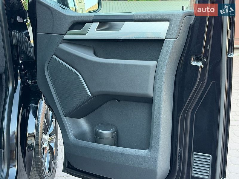 Минивэн Volkswagen Multivan 2018 в Ровно