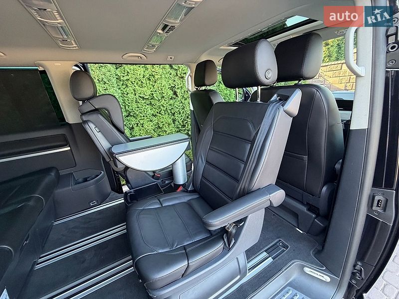 Минивэн Volkswagen Multivan 2018 в Ровно