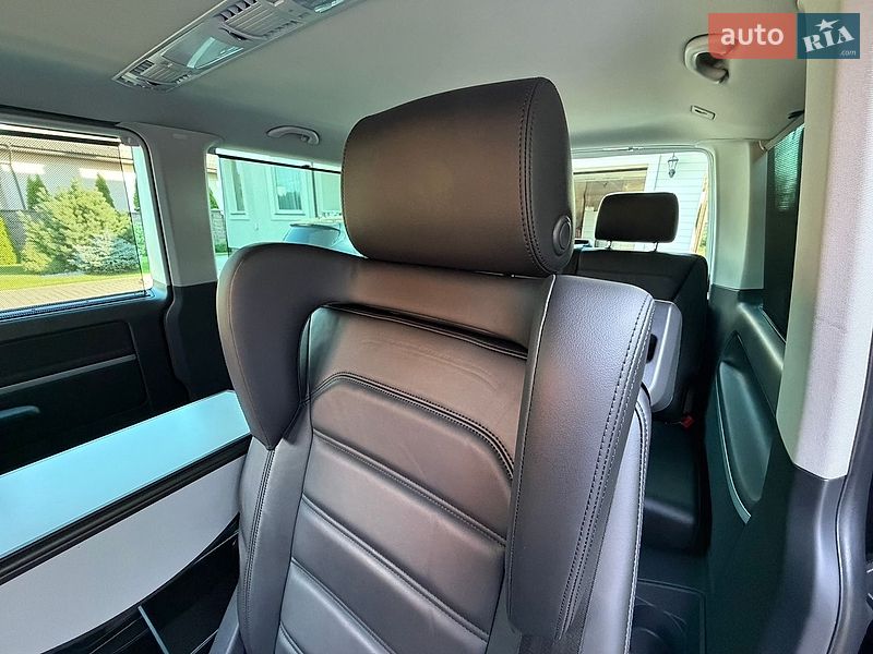 Минивэн Volkswagen Multivan 2018 в Ровно