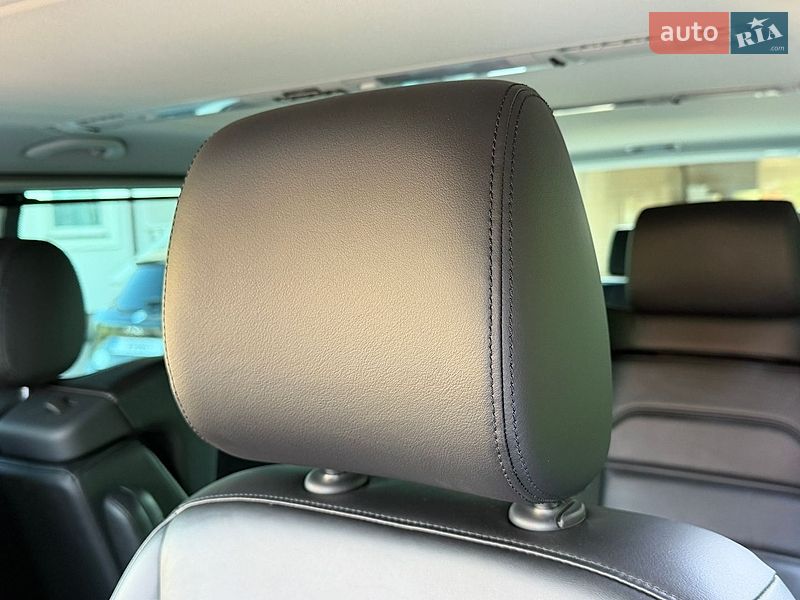 Минивэн Volkswagen Multivan 2018 в Ровно