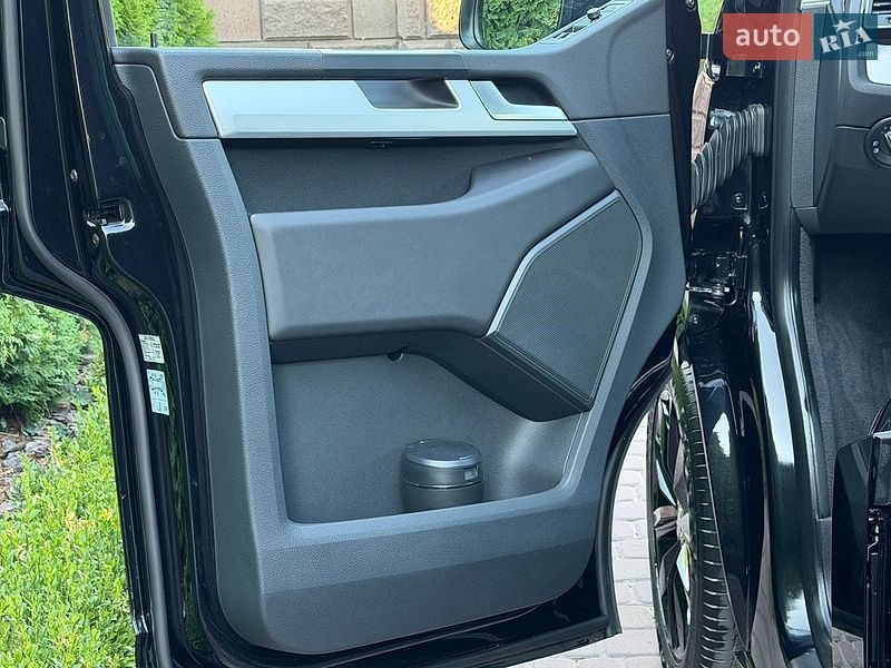 Минивэн Volkswagen Multivan 2018 в Ровно
