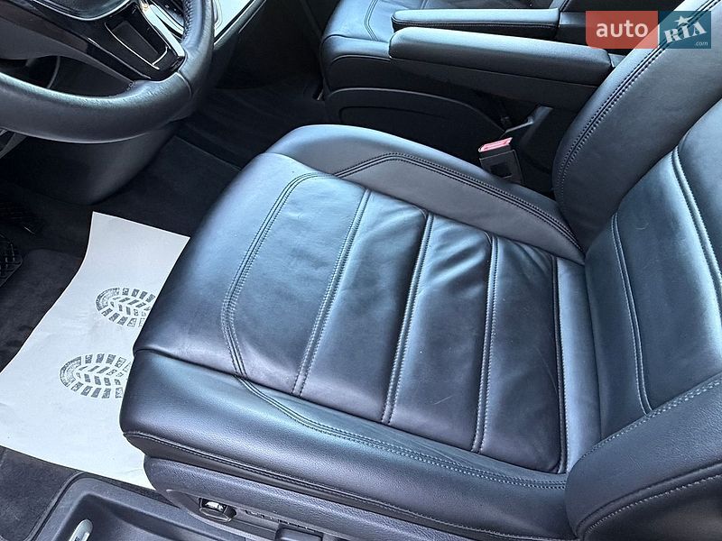 Минивэн Volkswagen Multivan 2018 в Ровно