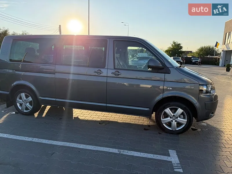 Volkswagen Multivan 2010