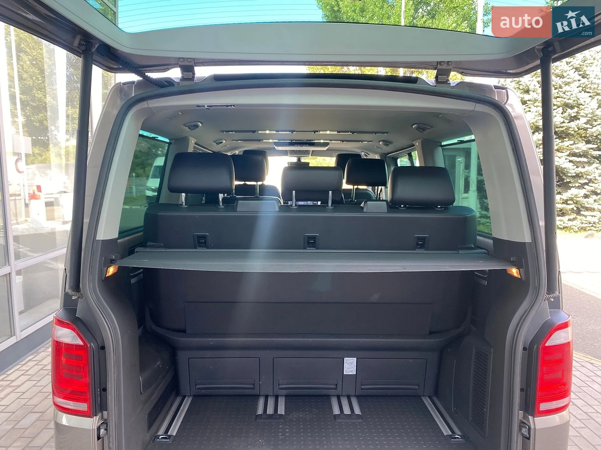 2016 Volkswagen Multivan - мініатюра 39