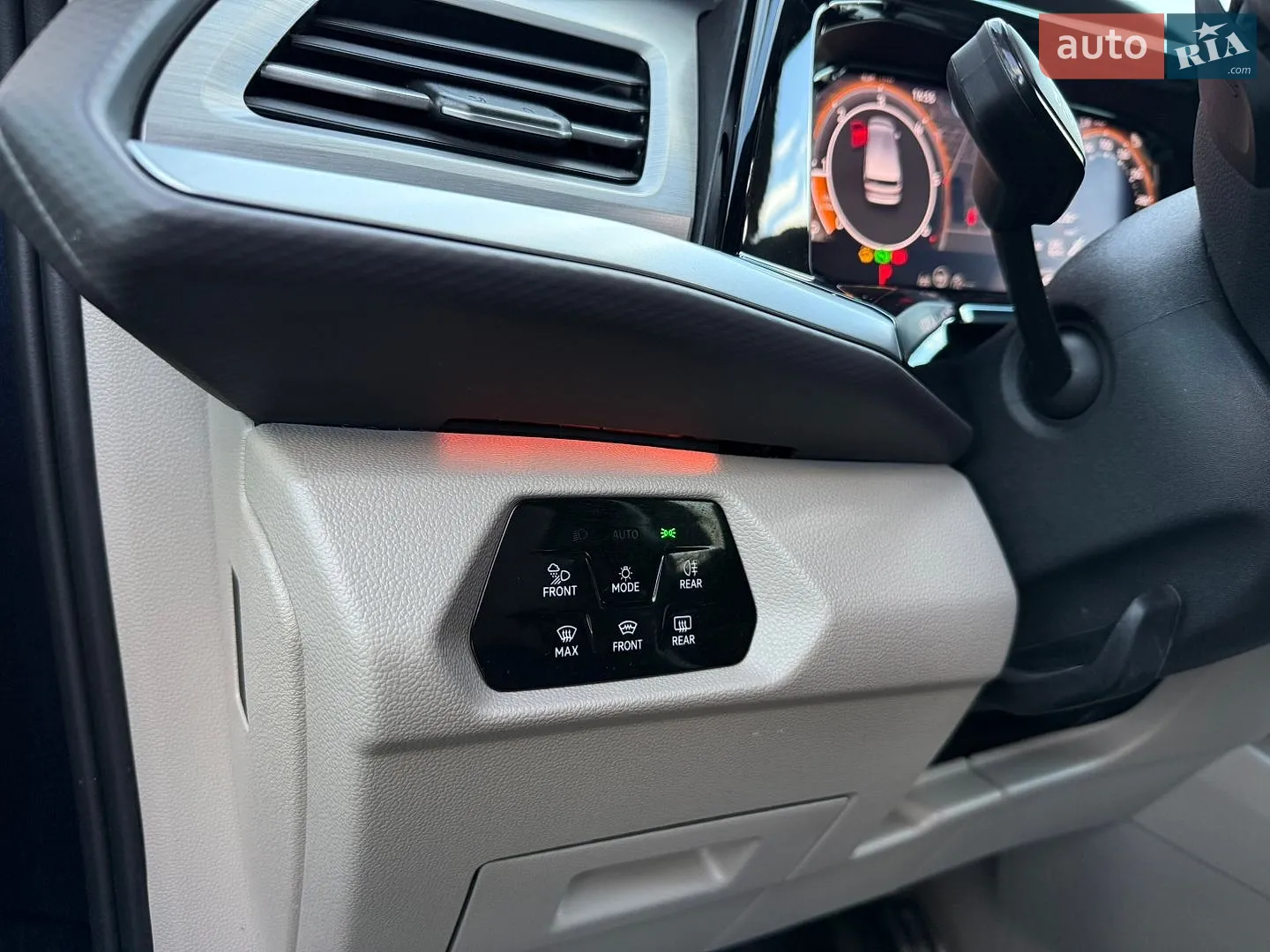 2025 Volkswagen Multivan - мініатюра 24