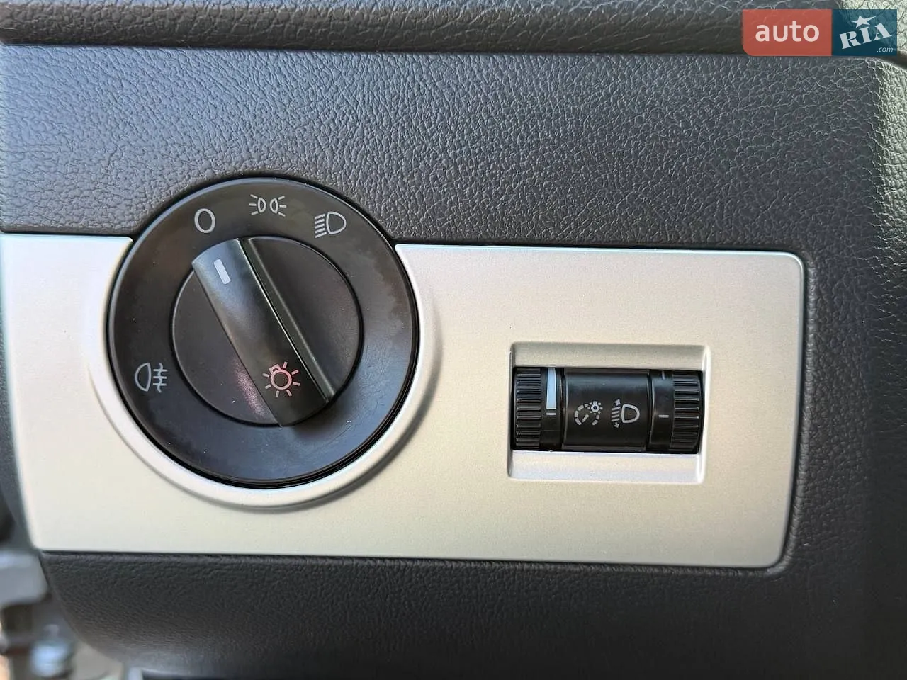 2011 Volkswagen Multivan - мініатюра 17