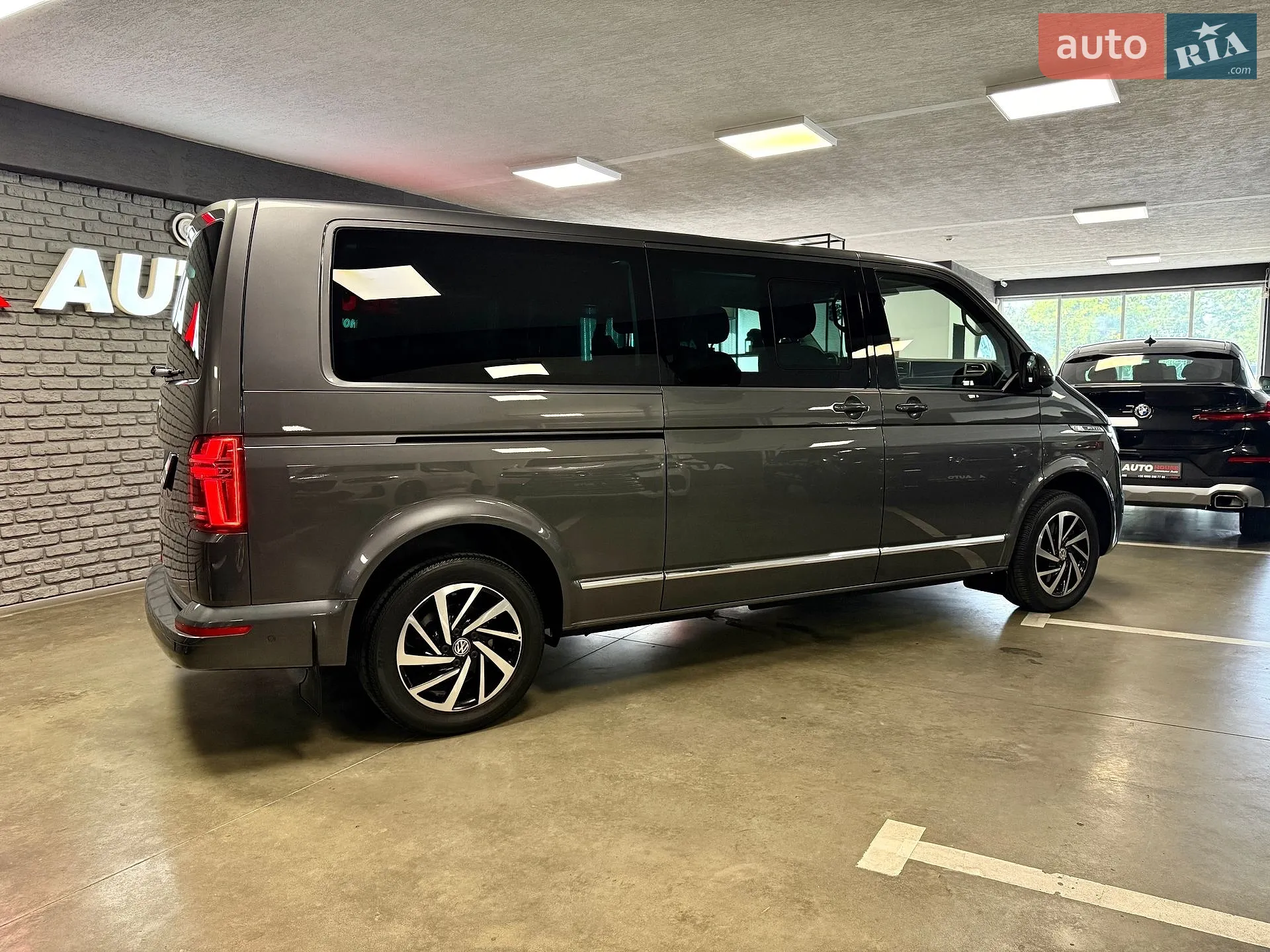 2023 Volkswagen Multivan - мініатюра 12