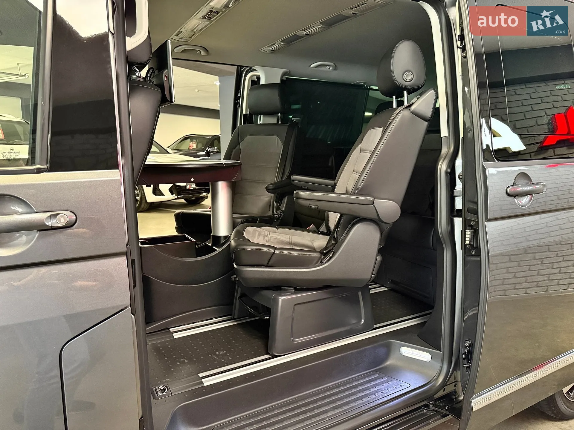 2023 Volkswagen Multivan - мініатюра 26