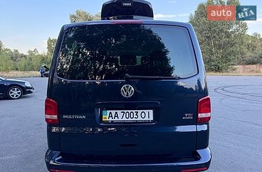 Минивэн Volkswagen Multivan 2015 в Киеве
