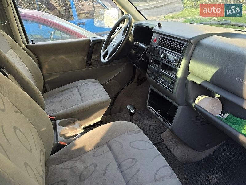 Мінівен Volkswagen Multivan 2001 в Києві фото 6 Мінівен Volkswagen Multivan 2001 в Києві