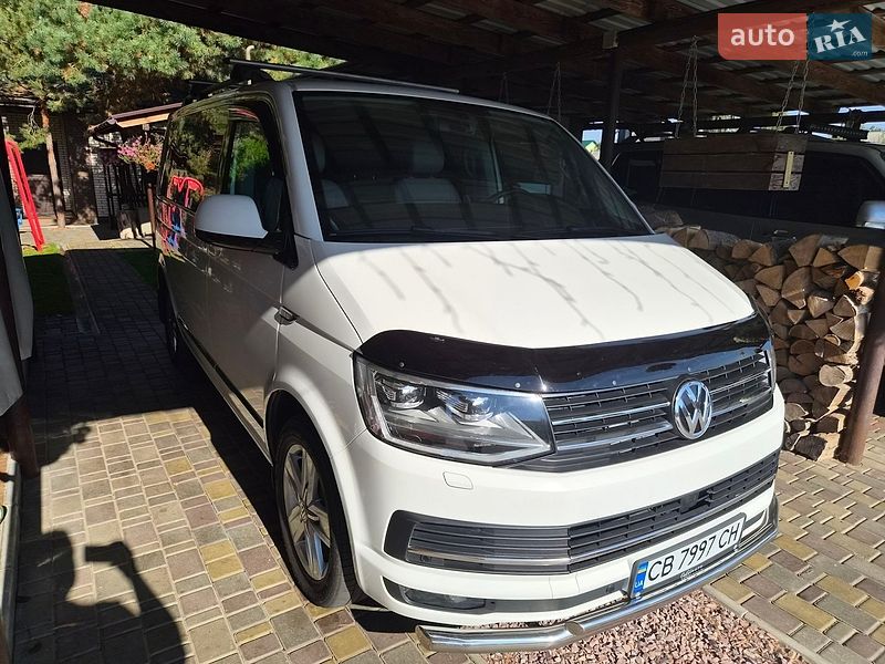 Минивэн Volkswagen Multivan 2015 в Чернигове