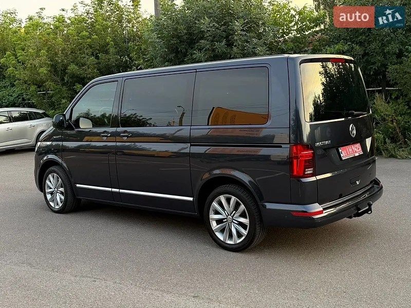 Volkswagen Multivan