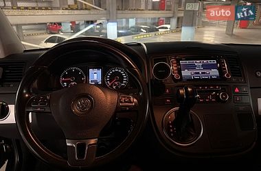 Минивэн Volkswagen Multivan 2013 в Виннице