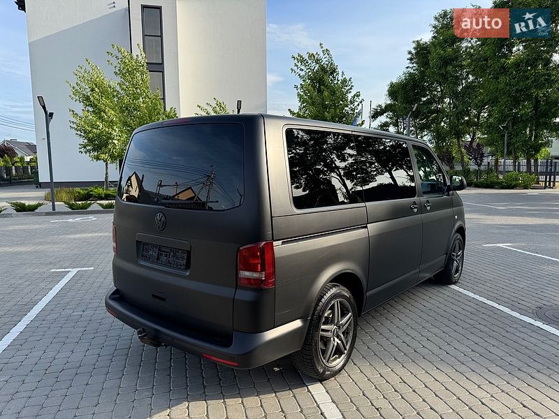 Минивэн Volkswagen Multivan 2013 в Виннице