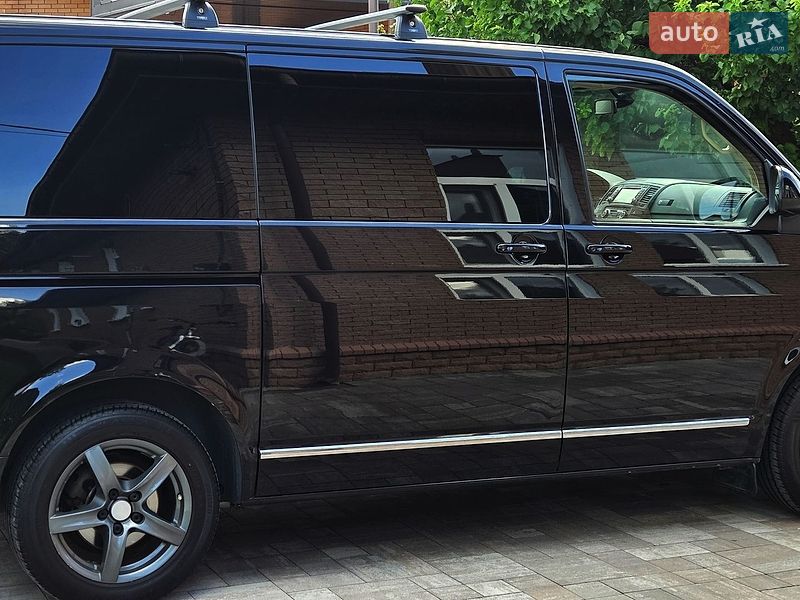 Мінівен Volkswagen Multivan 2014 в Дніпрі
