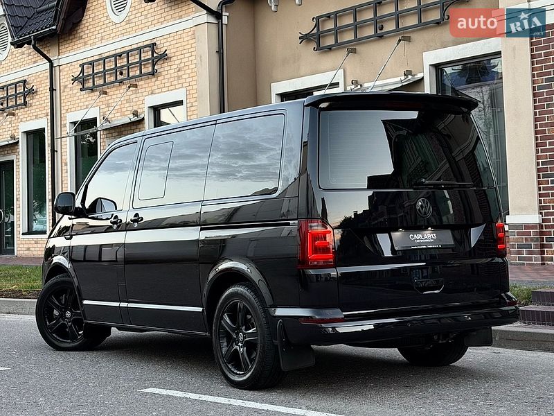 Мінівен Volkswagen Multivan 2019 в Києві