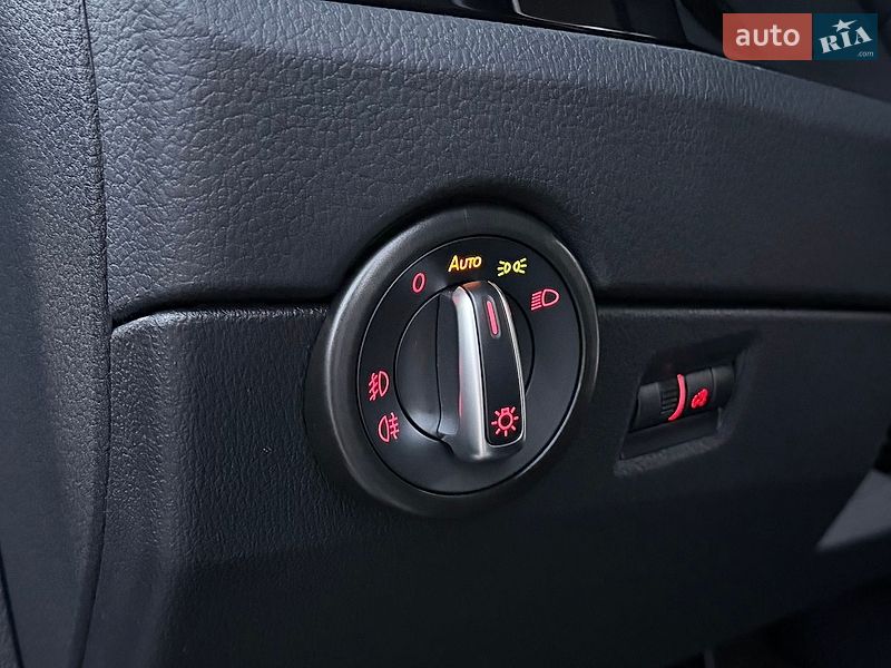 Мінівен Volkswagen Multivan 2019 в Києві