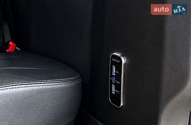 Минивэн Volkswagen Multivan 2010 в Маяках фото 5 Минивэн Volkswagen Multivan 2010 в Маяках