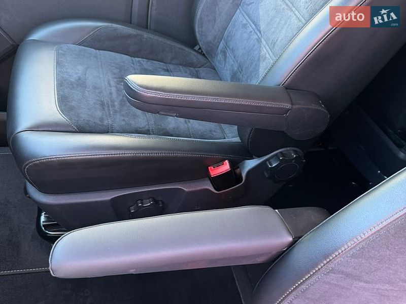 Минивэн Volkswagen Multivan 2019 в Днепре