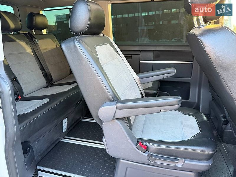Мінівен Volkswagen Multivan 2021 в Львові