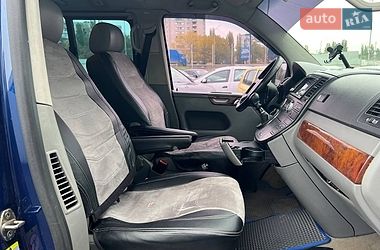 Минивэн Volkswagen Multivan 2008 в Киеве