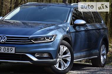 Універсал Volkswagen Passat Alltrack 2016 в 
