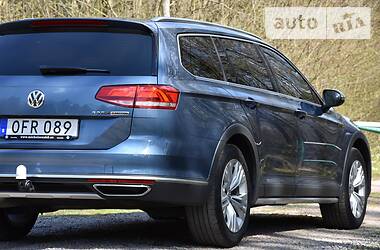 Універсал Volkswagen Passat Alltrack 2016 в 