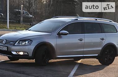 Универсал Volkswagen Passat Alltrack 2014 в Житомире