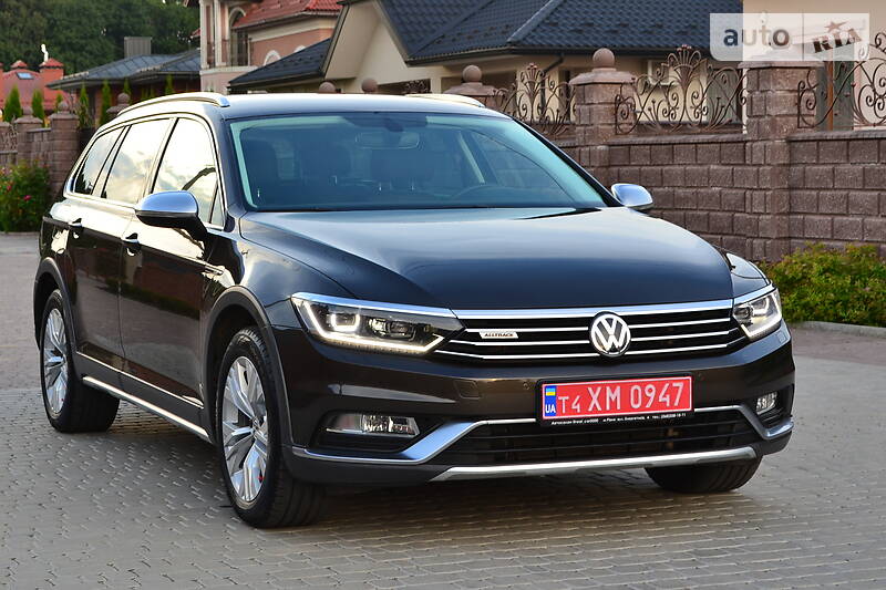 Універсал Volkswagen Passat Alltrack 2017 в Рівному