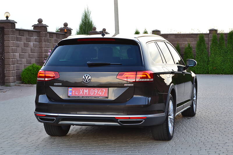 Універсал Volkswagen Passat Alltrack 2017 в Рівному