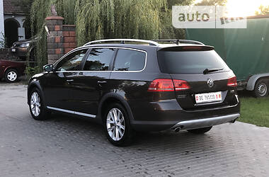 Универсал Volkswagen Passat Alltrack 2012 в Радивилове