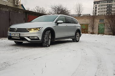 Универсал Volkswagen Passat Alltrack 2015 в Житомире