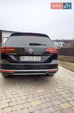 Універсал Volkswagen Passat Alltrack 2016 в Гусятині