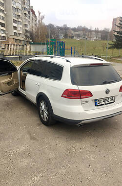 Універсал Volkswagen Passat Alltrack 2014 в Львові