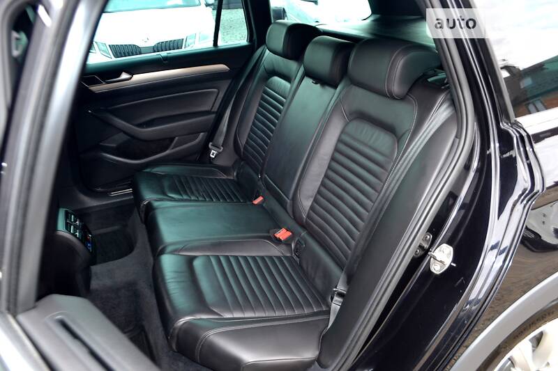 Универсал Volkswagen Passat Alltrack 2017 в Хмельницком