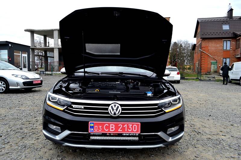 Универсал Volkswagen Passat Alltrack 2017 в Хмельницком