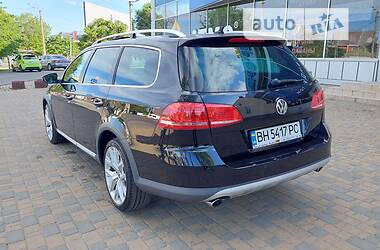 Универсал Volkswagen Passat Alltrack 2012 в Одессе