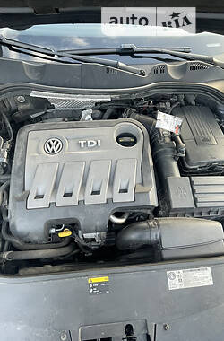 Универсал Volkswagen Passat Alltrack 2014 в Хусте