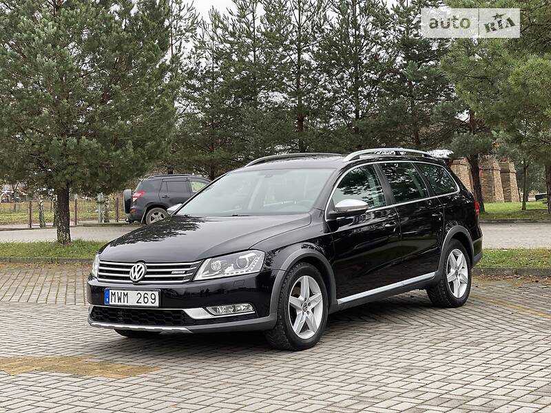 Универсал Volkswagen Passat Alltrack 2012 в Дрогобыче