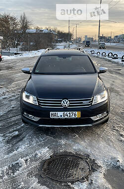Унiверсал Volkswagen Passat Alltrack 2012 в Києві