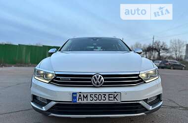 Универсал Volkswagen Passat Alltrack 2017 в Житомире