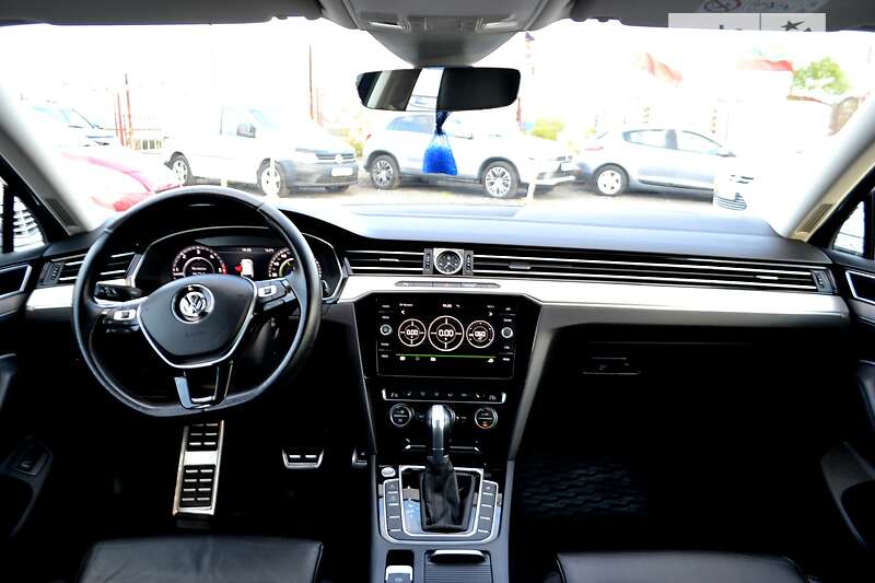 Универсал Volkswagen Passat Alltrack 2018 в Хмельницком