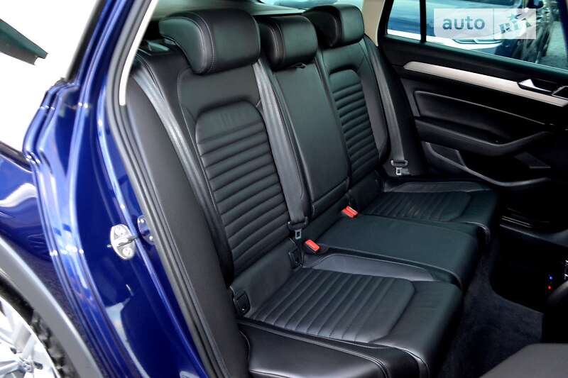 Универсал Volkswagen Passat Alltrack 2018 в Хмельницком