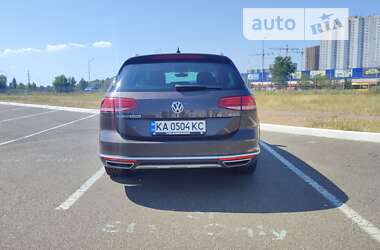 Універсал Volkswagen Passat Alltrack 2017 в Києві