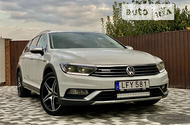 Универсал Volkswagen Passat Alltrack 2015 в Полтаве