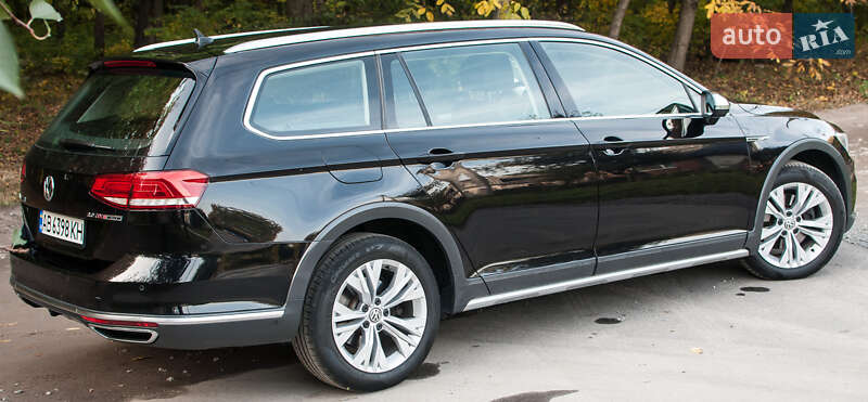 Универсал Volkswagen Passat Alltrack 2016 в Виннице фото 35 Универсал Volkswagen Passat Alltrack 2016 в Виннице