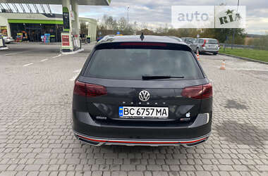 Универсал Volkswagen Passat Alltrack 2019 в Дрогобыче