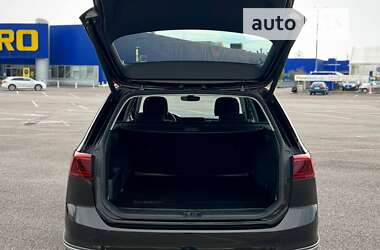 Универсал Volkswagen Passat Alltrack 2019 в 