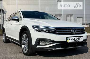 Универсал Volkswagen Passat Alltrack 2019 в Киеве