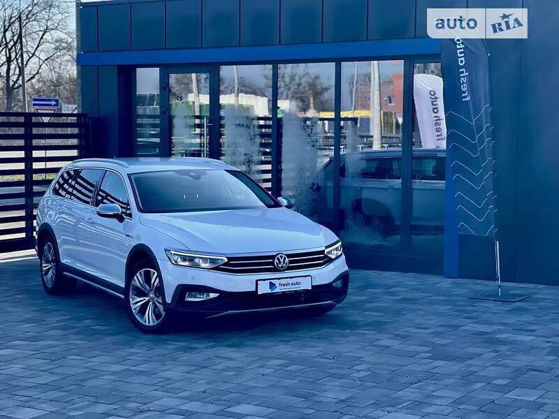 Універсал Volkswagen Passat Alltrack 2019 в Рівному